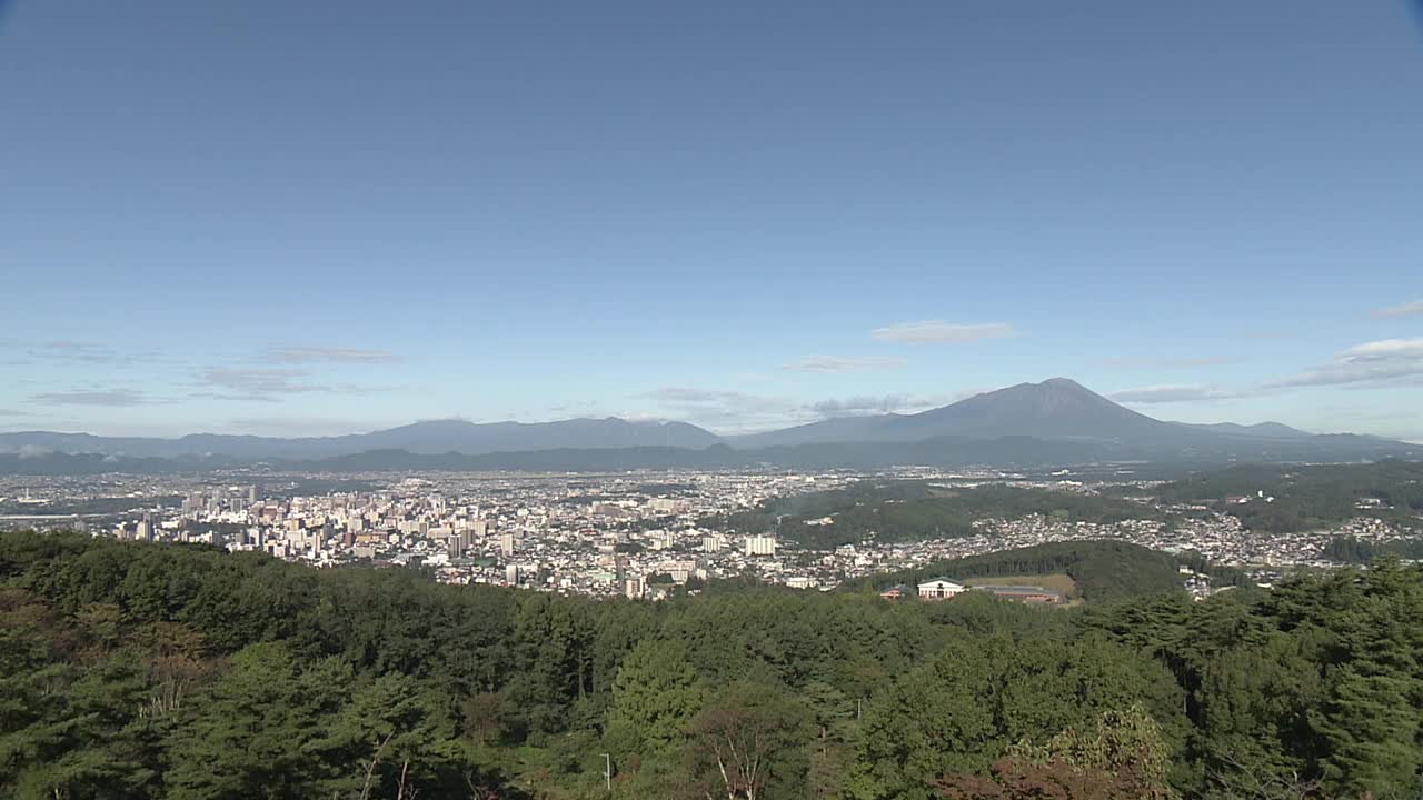 从山上看岩手山，日本视频素材