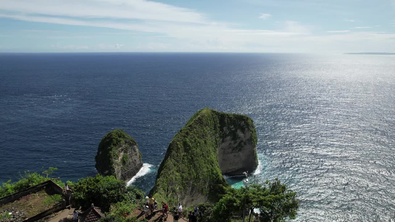 克林金海滩努沙佩尼达是世界上美丽的海景视频素材