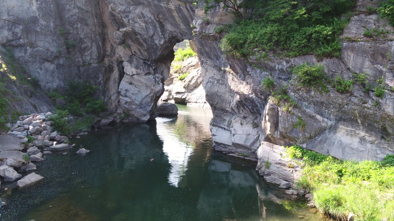 韩国江原道太白市的九门索池和黄池视频素材