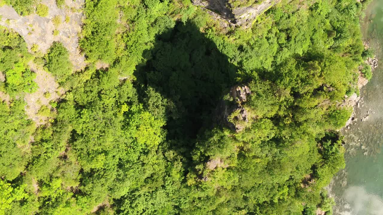 韩国江原道宁越郡的Seondol石柱和西江视频素材