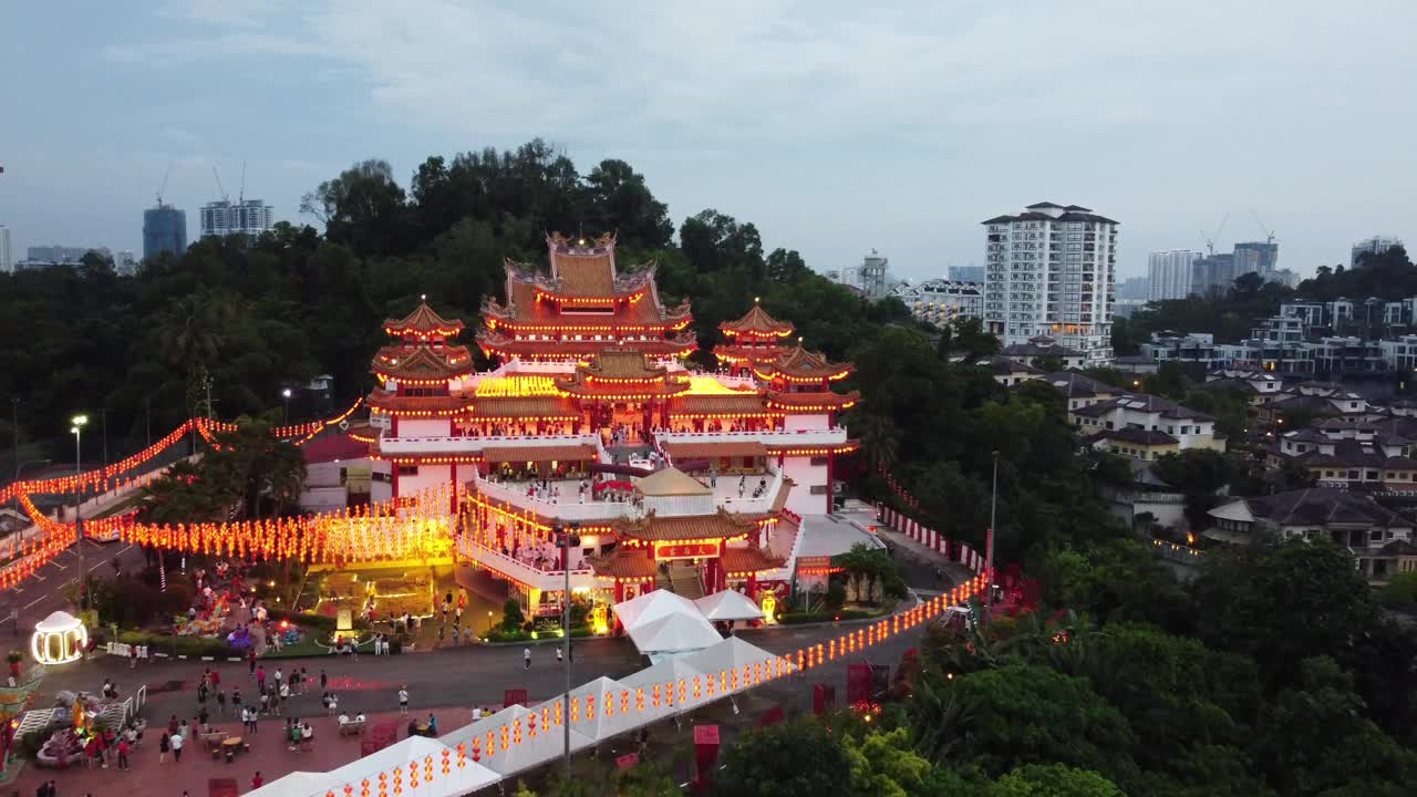 马来西亚吉隆坡天后寺鸟瞰图。视频素材