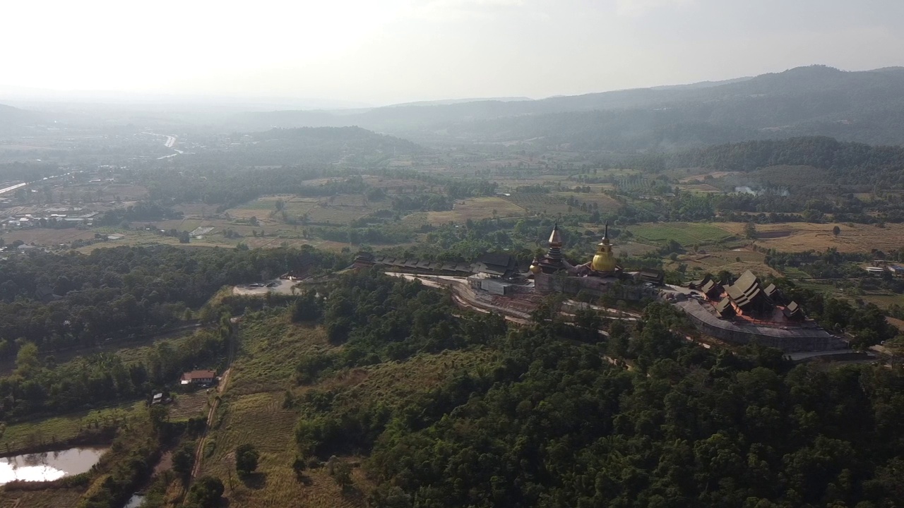 卧佛寺在空中俯瞰视频素材