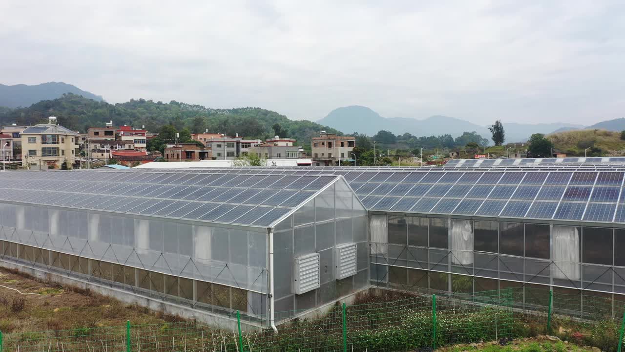 蔬菜种植基地和光伏电站视频素材