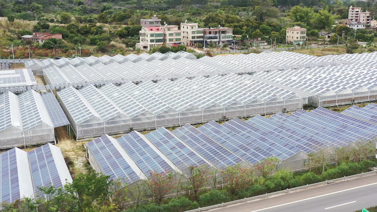 蔬菜种植基地和光伏电站视频素材