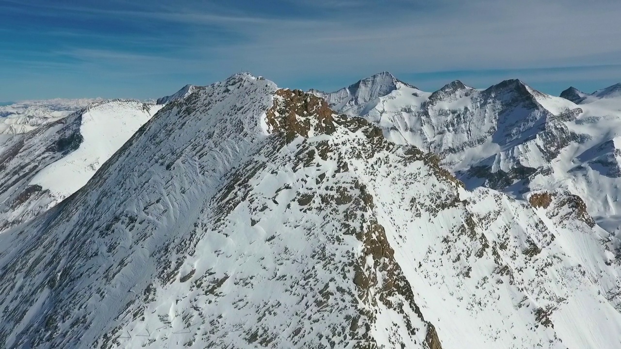 的雪山山视频素材