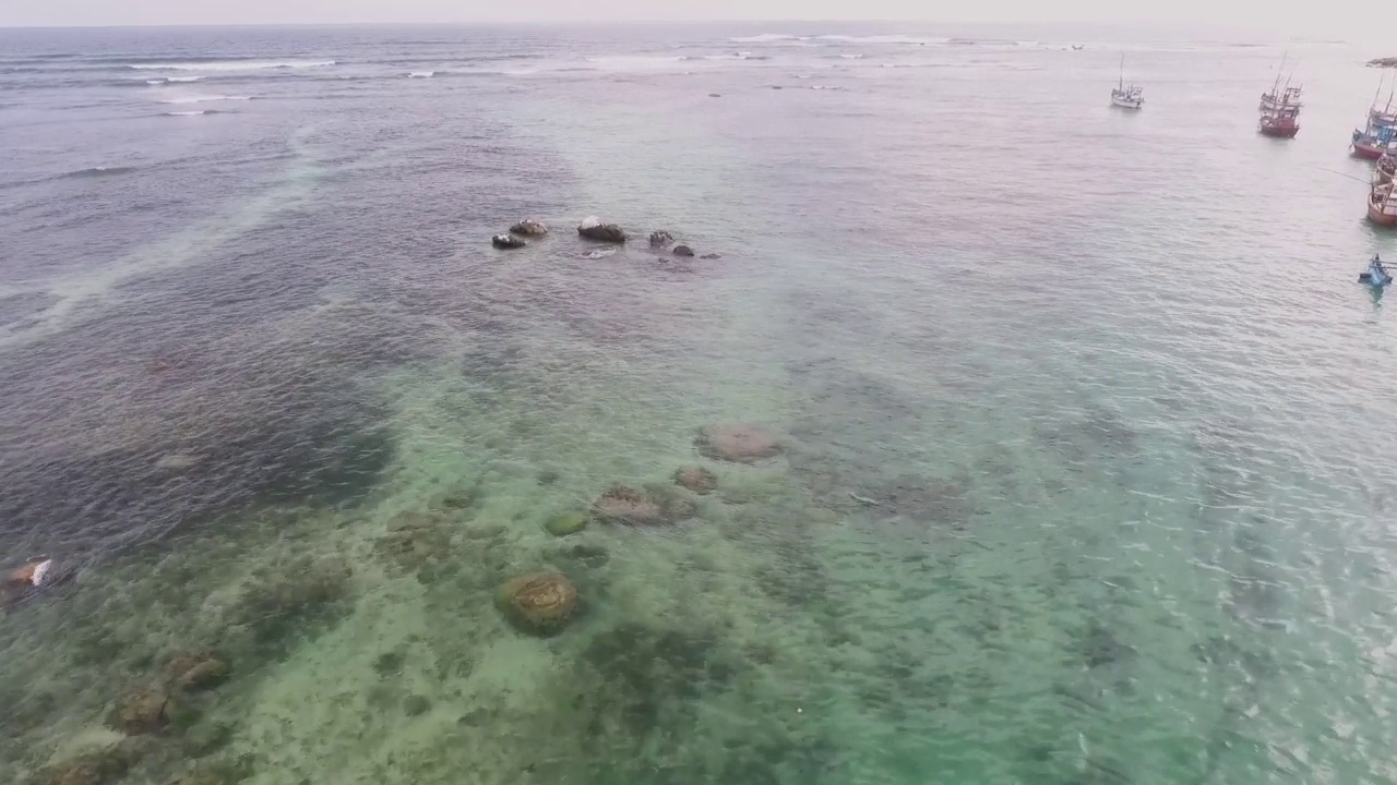 印度和斯里兰卡海岸外的印度洋美景。你的视频素材视频素材