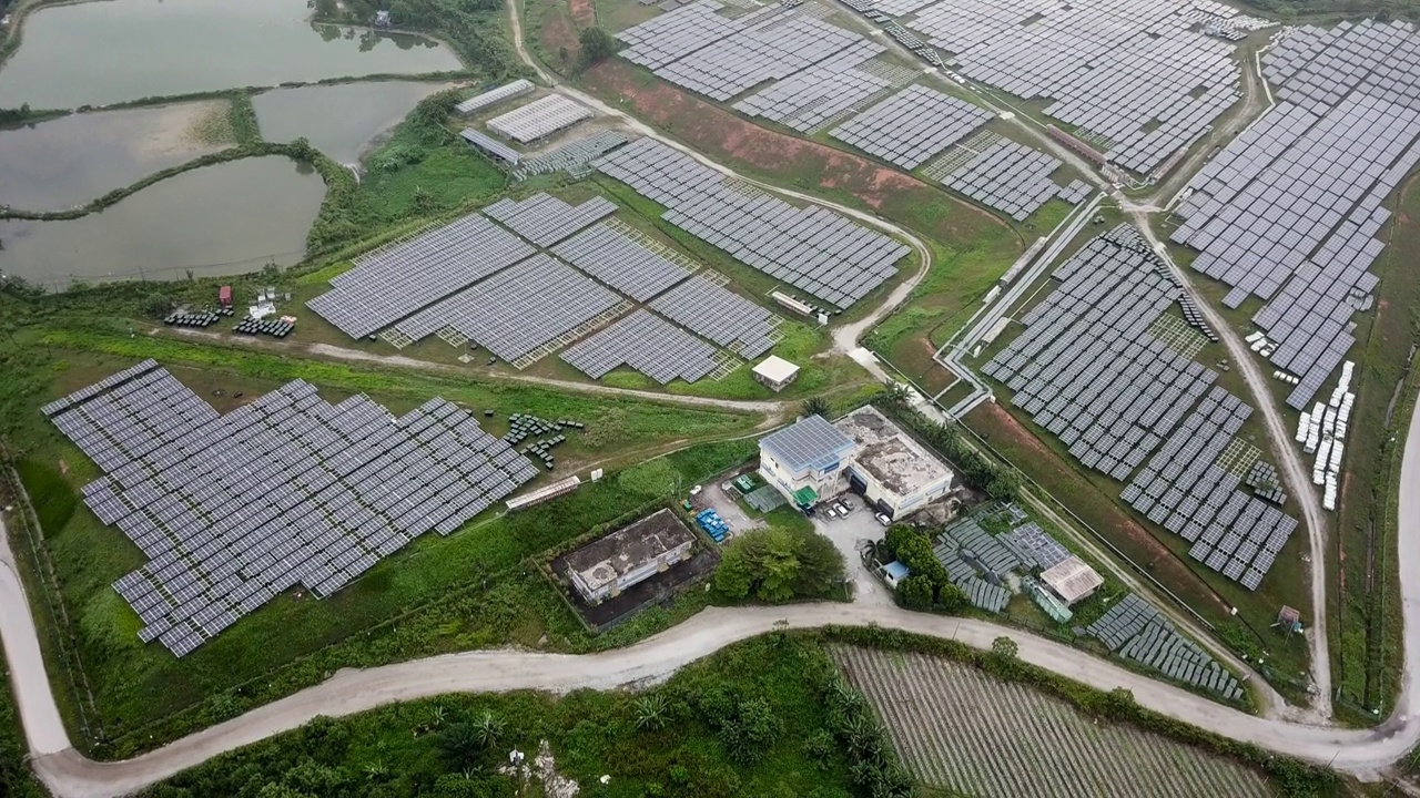 太阳能发电厂视频素材