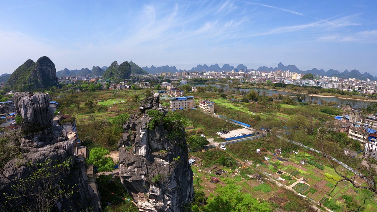 喀斯特地貌中的城市视频素材