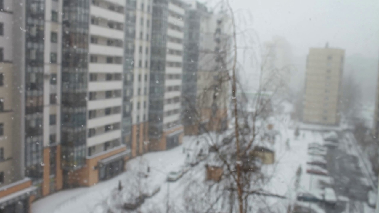 城市里的暴风雪视频素材