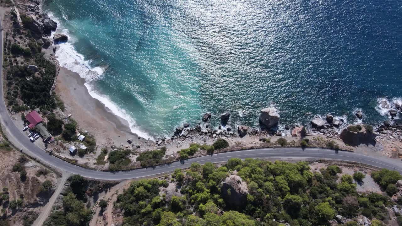 夏季阳光明媚的地中海海岸离土耳其海岸不远视频素材