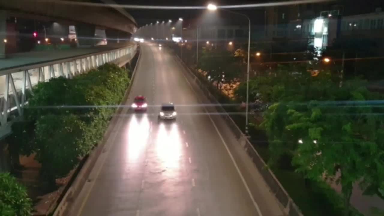 深夜，曼谷市中心的高速公路视频素材