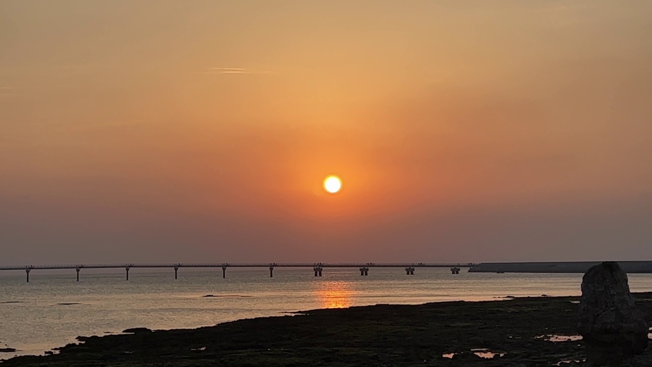 冲绳岛富久岛的夜景视频素材