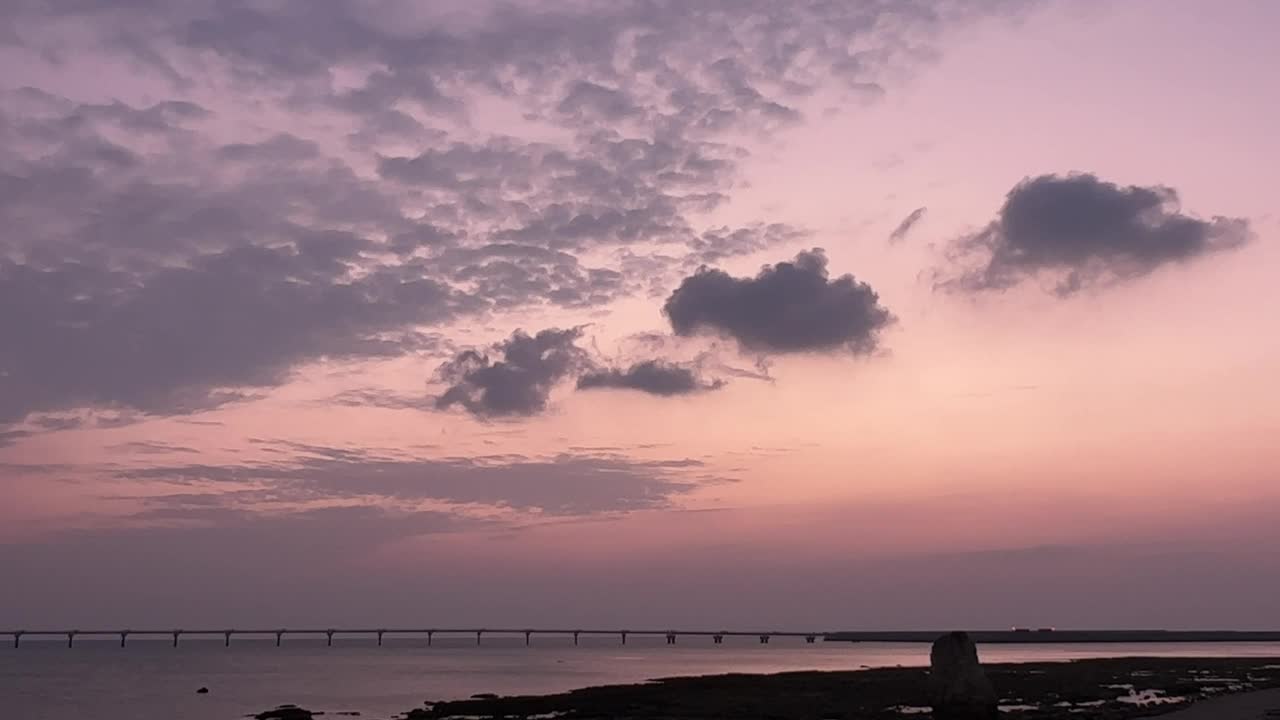 冲绳岛富久岛的夜景视频素材