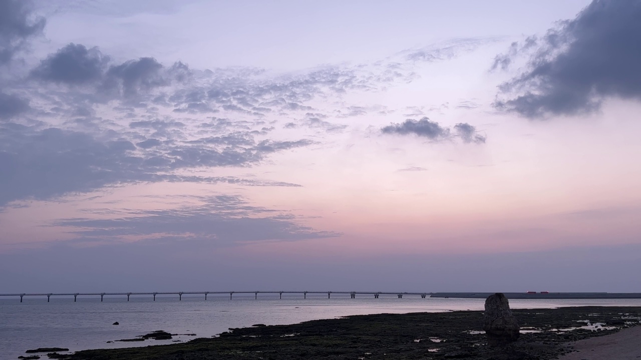 冲绳岛富久岛的夜景视频素材