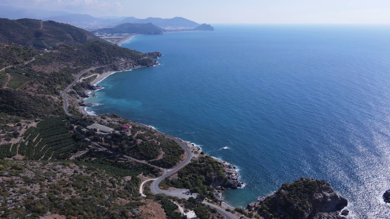 阳光明媚的地中海海岸在夏天的土耳其海岸视频素材