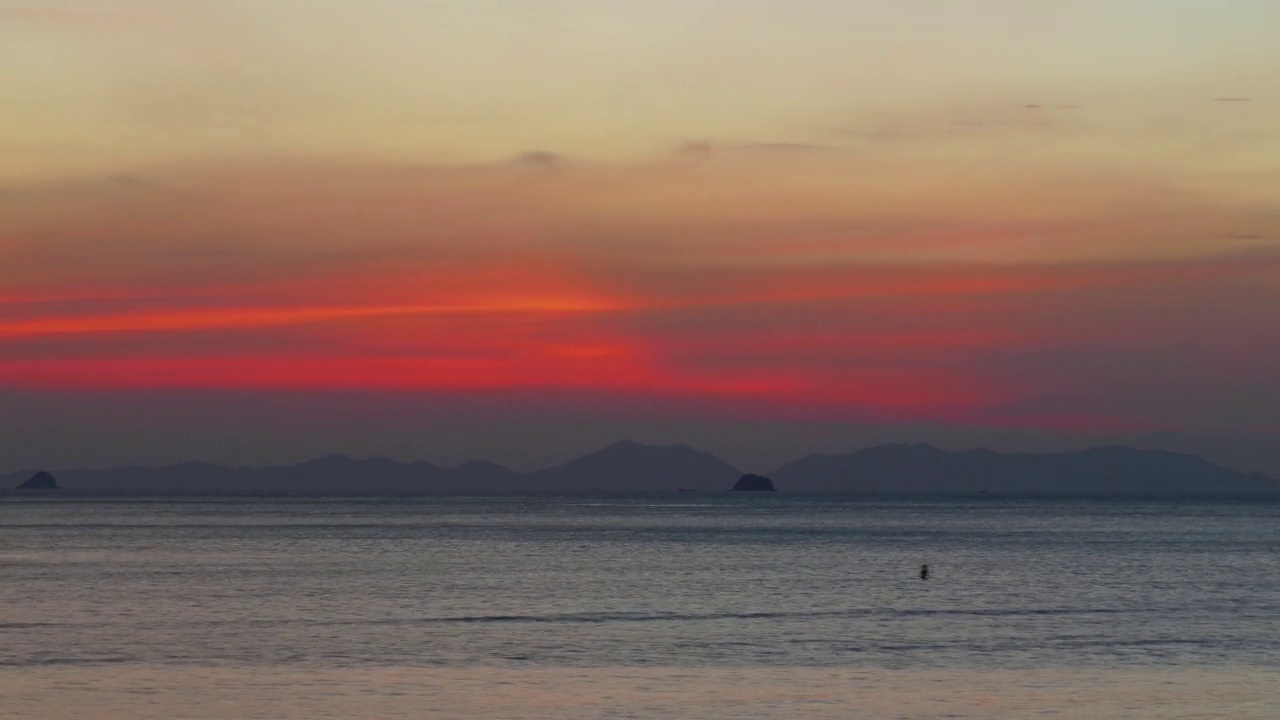 日落后的热带海滩视频素材