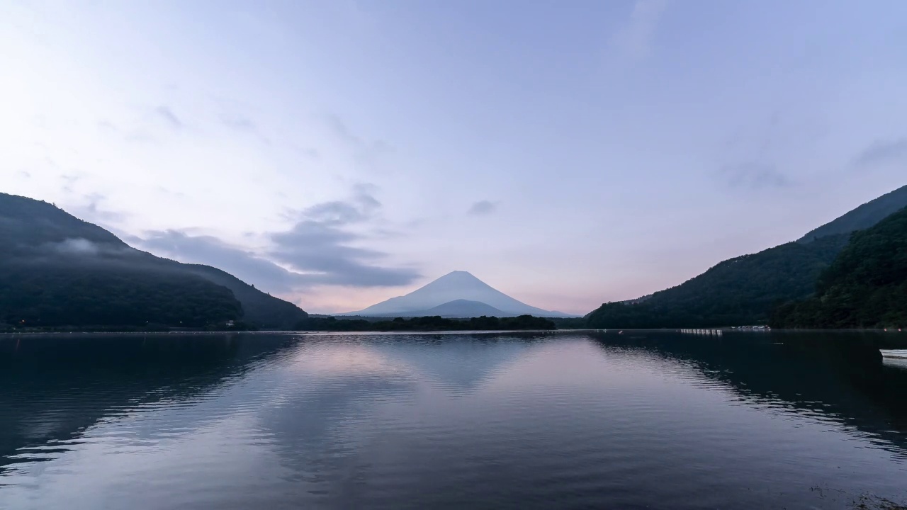 湖边日出——富士山视频素材