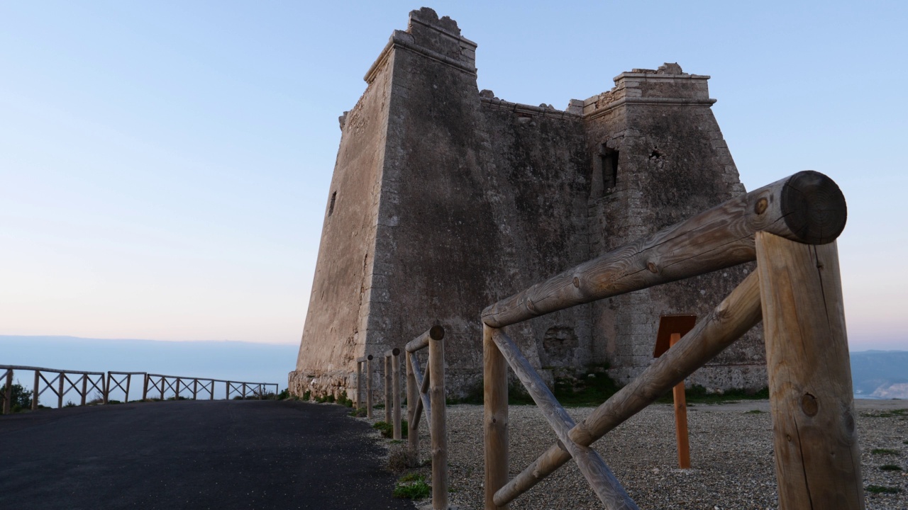 Mesa Roldan tower, Cabo de Gata，西班牙视频素材