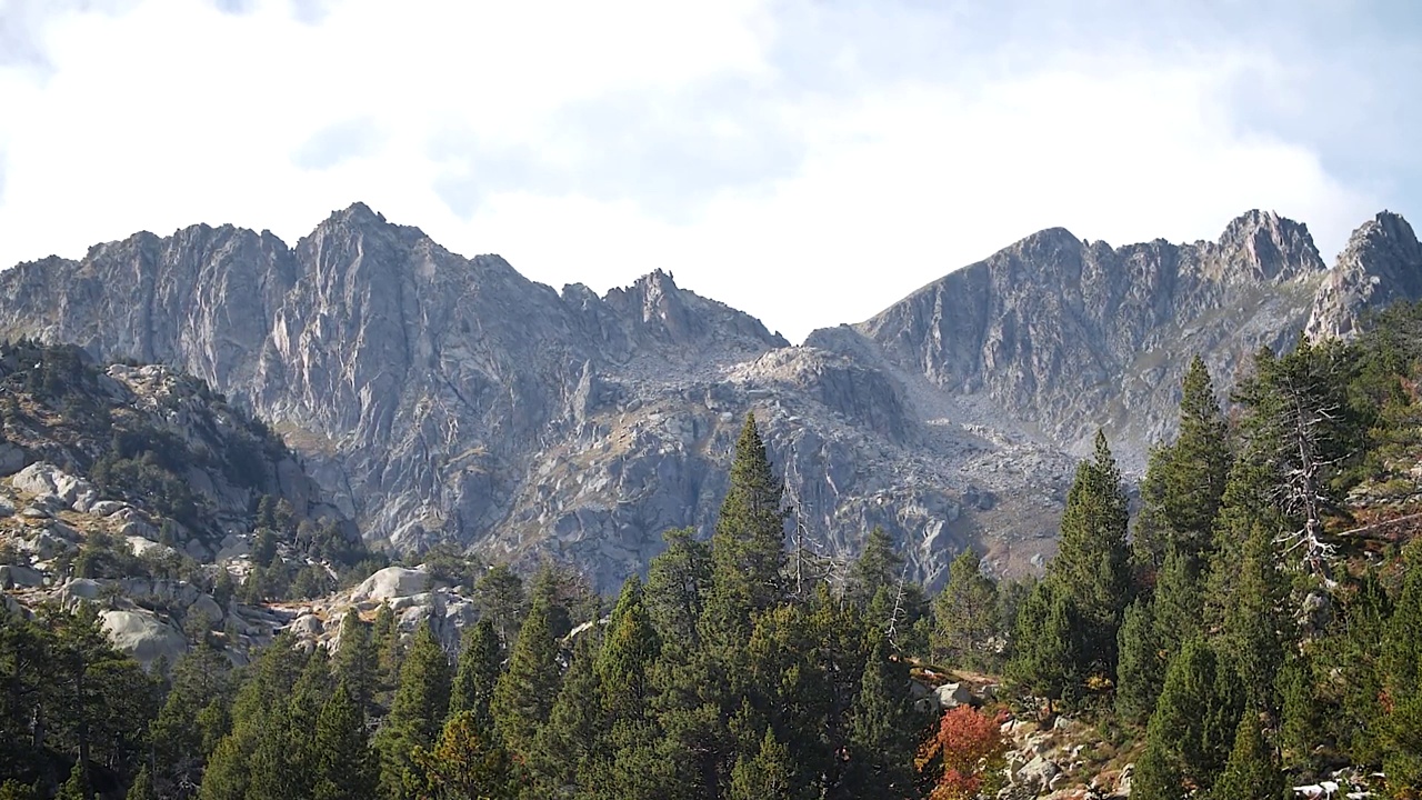 山峰48视频素材