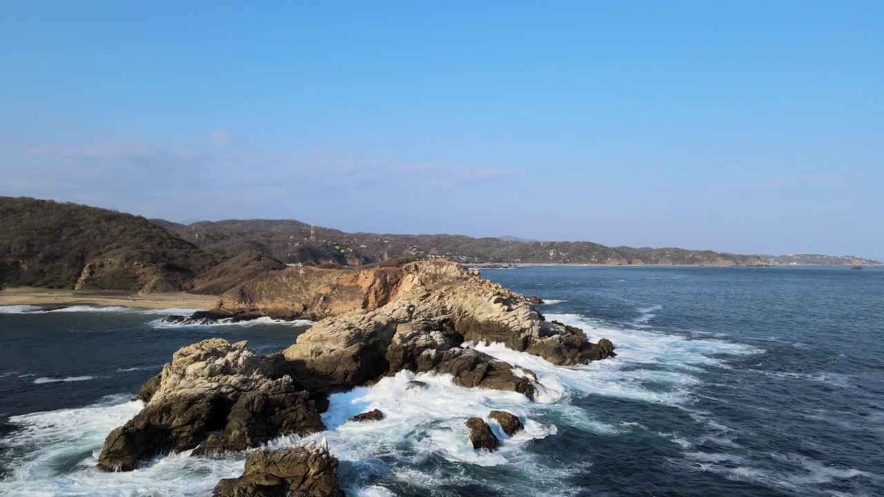 海滩上的日出视频素材