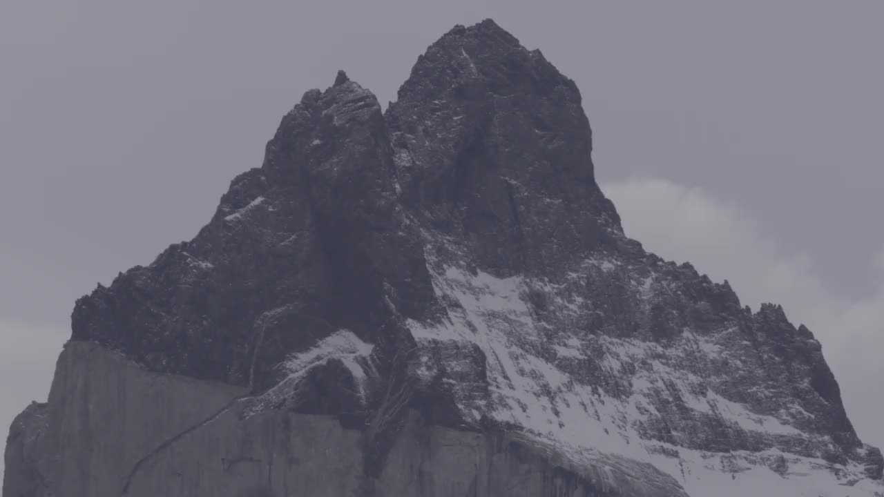 Torres del Paine国家公园-自然风光和雪山/智利视频素材