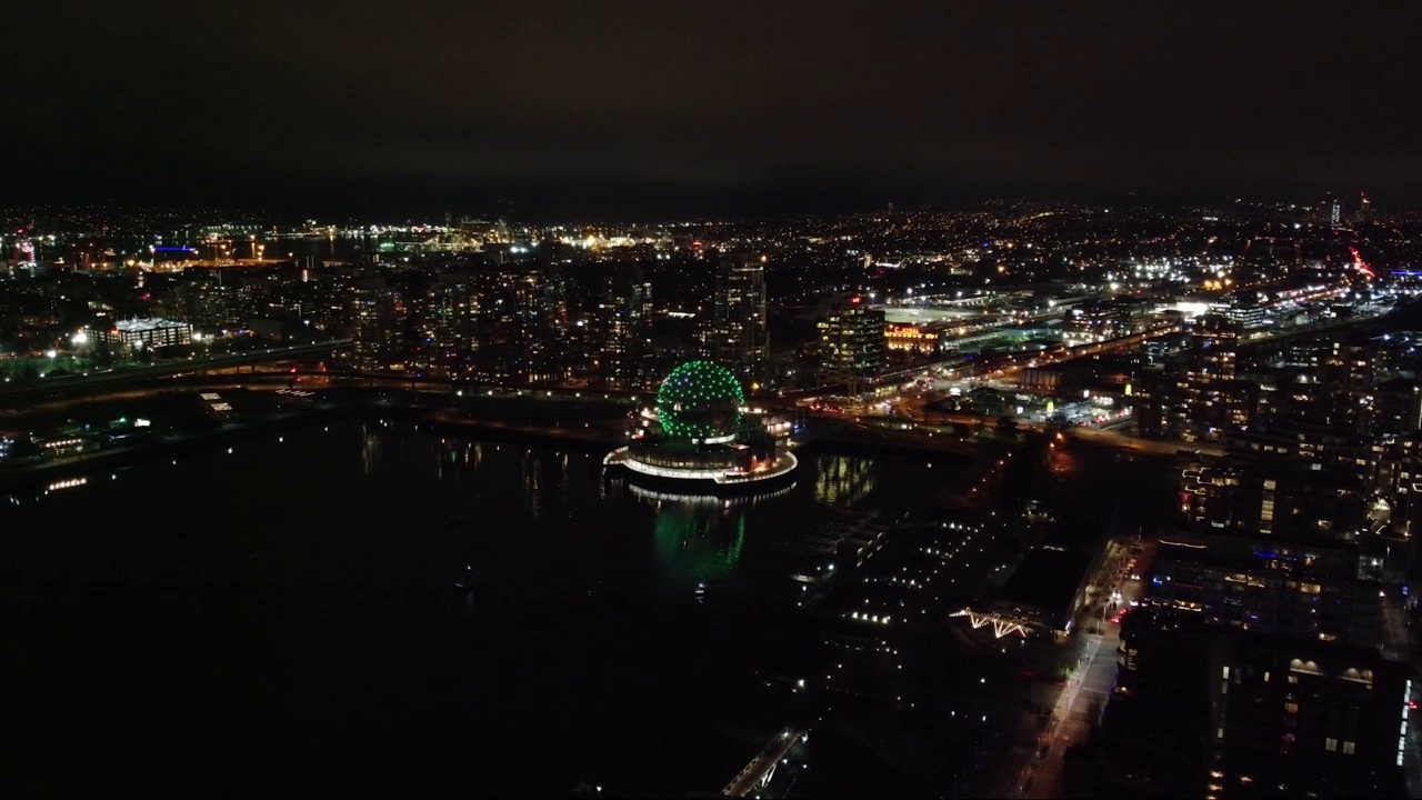 夜间鸟瞰科学世界和邻近地区视频素材