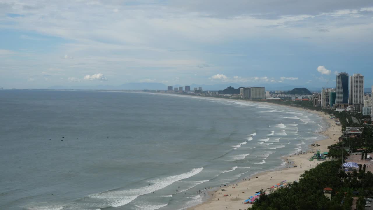 海滩，从高处看岘港的海滩视频下载