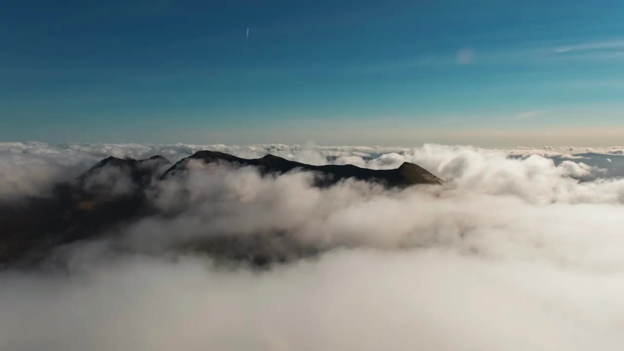 山与云视频素材