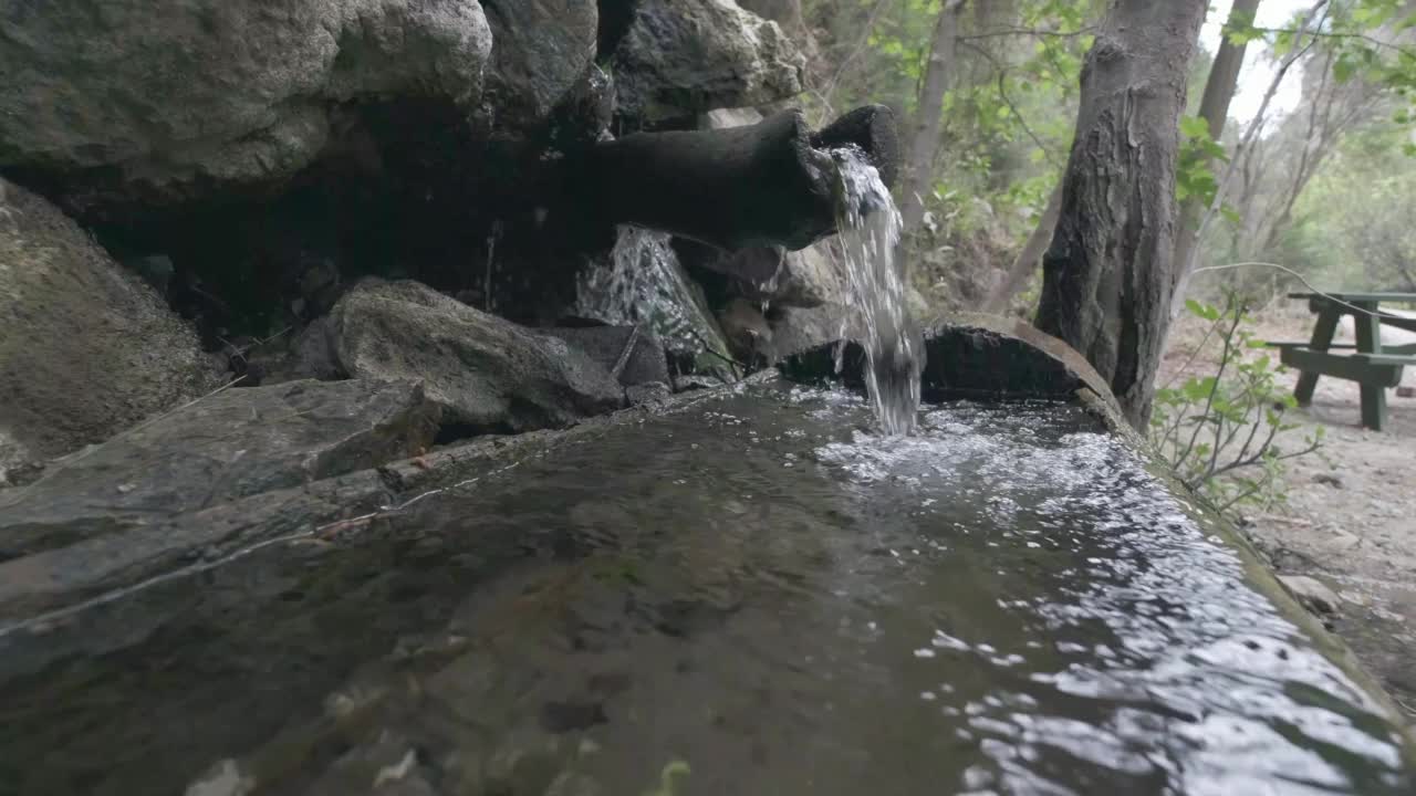 天然水源视频素材