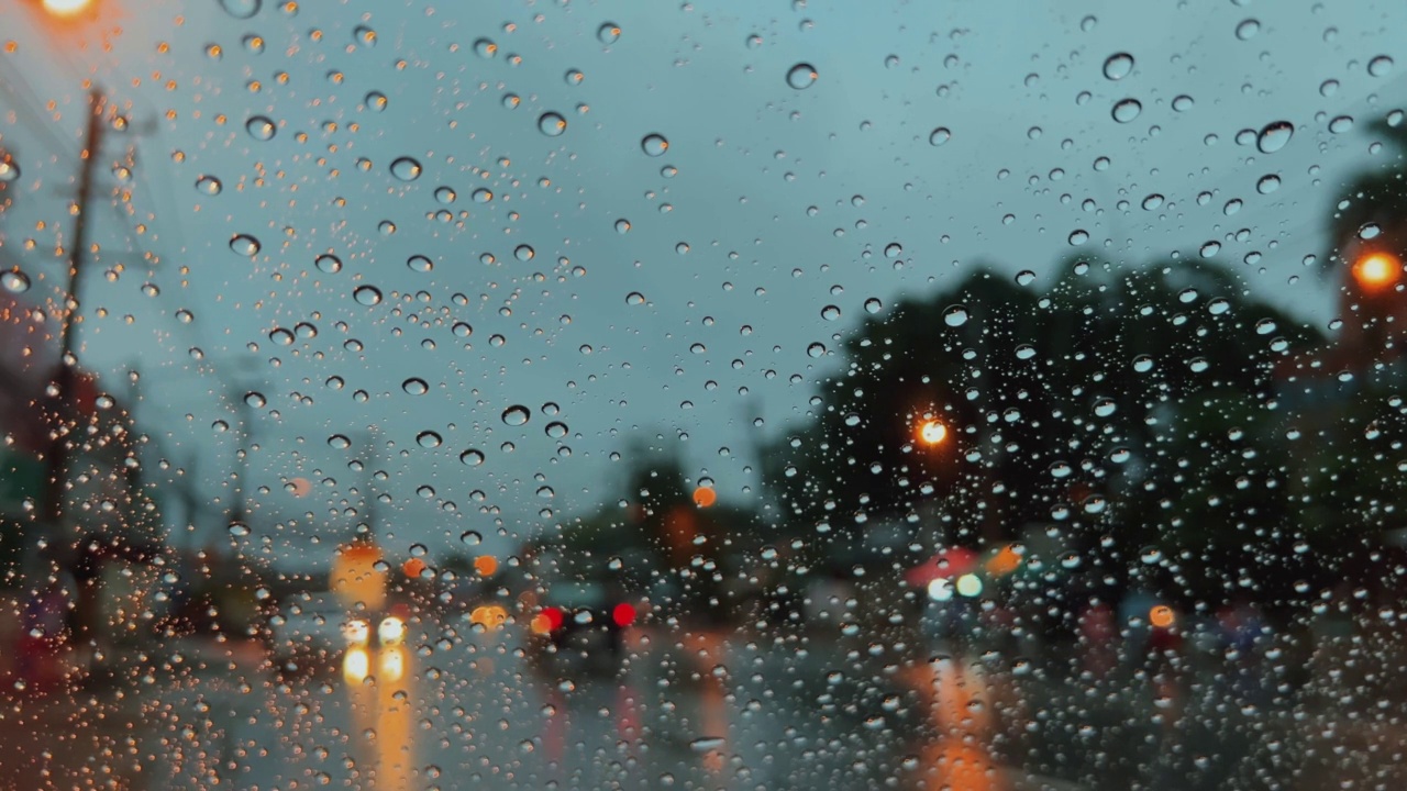 窗户上的雨滴/泰国兰芬视频下载