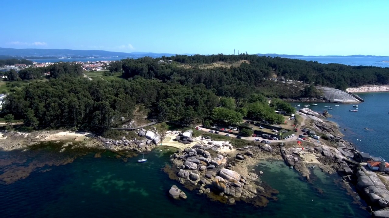 海滩海岸和岛屿的岩石视频素材