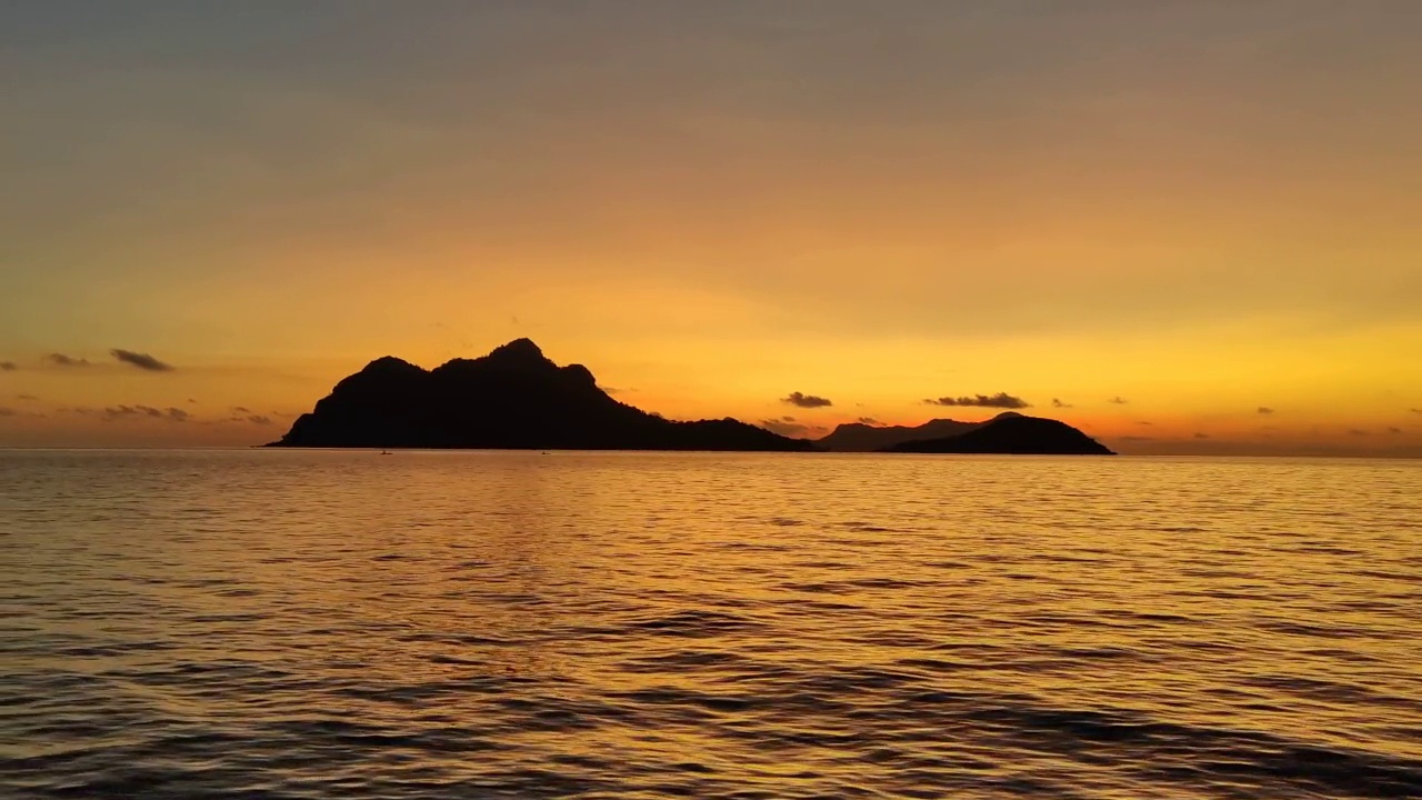 美丽的风景风景在马来西亚的Dulang岛，osorna Sabah。视频素材