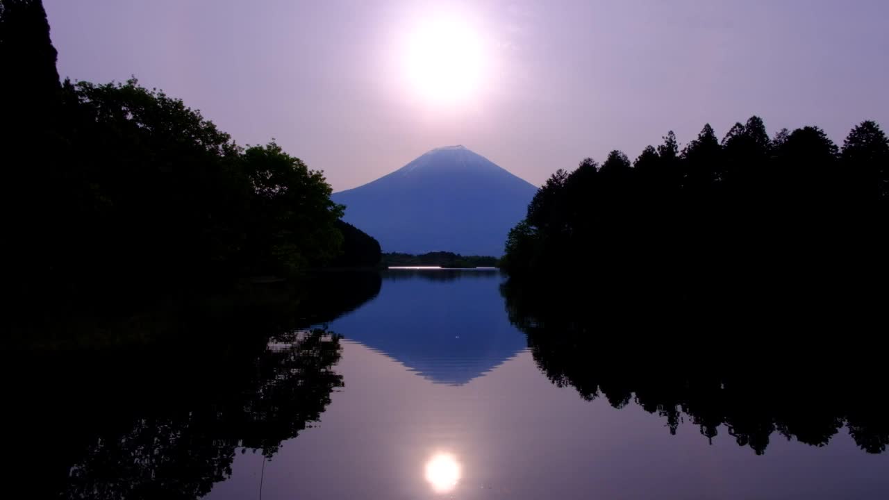 从日之湖看日出和富士山视频下载