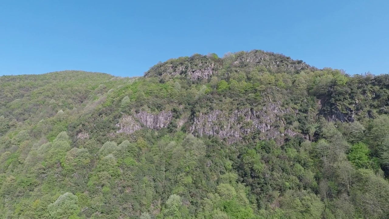 航拍青山，盘山视频素材