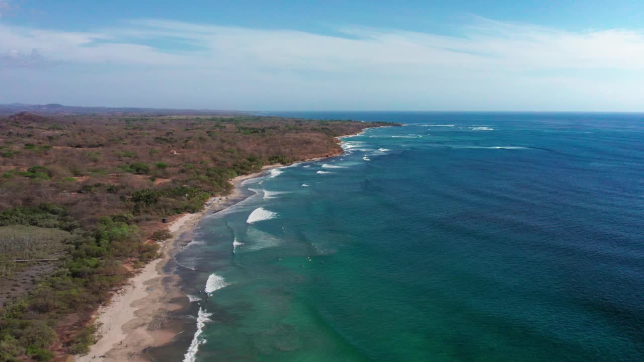 空中拍摄的Playa Avellana，哥斯达黎加视频素材