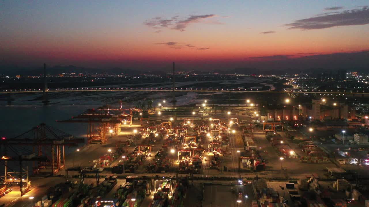 集装箱码头夜景视频素材