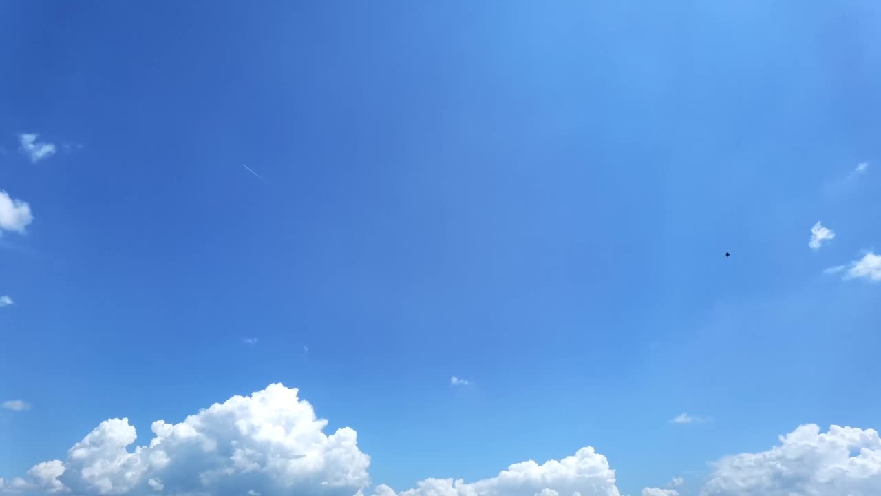 云从蓝天到雨乌云天气时间推移视频希腊视频下载