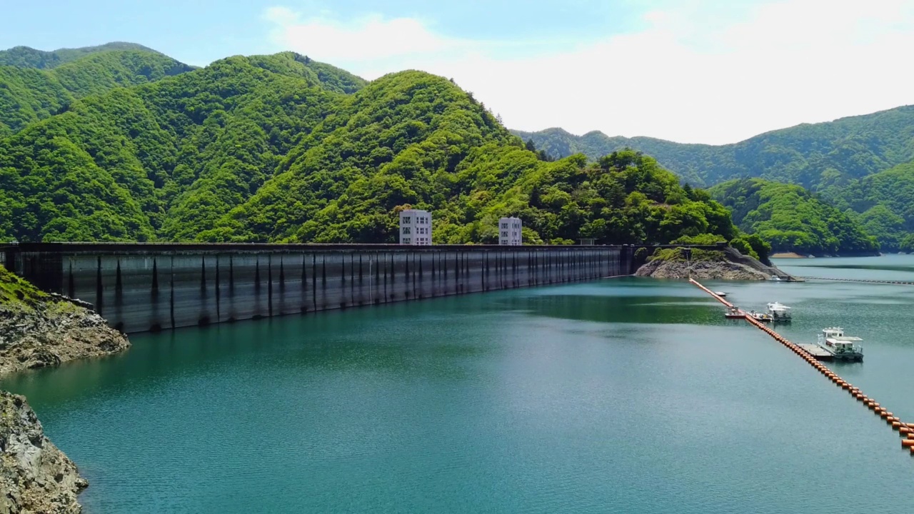 大坝和奥多摩湖视频素材