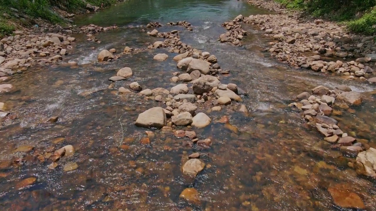 清溪鸟瞰图视频素材