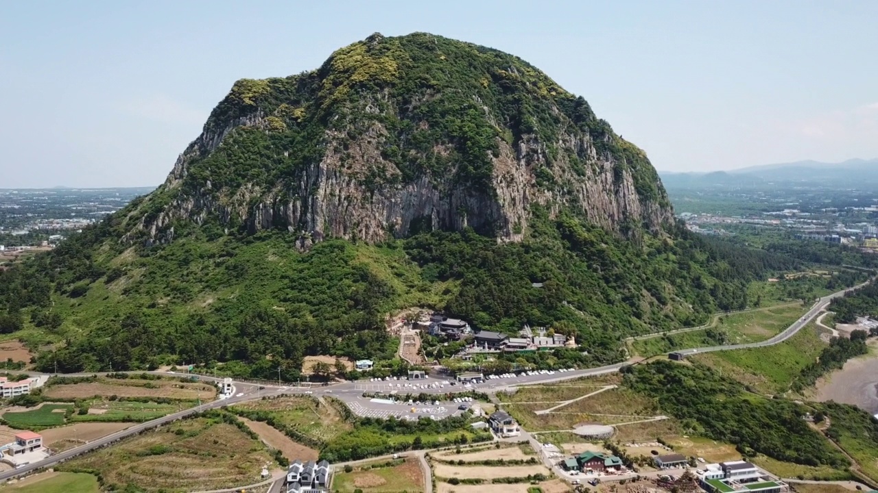 山方山/西归浦市，济州岛，韩国视频素材