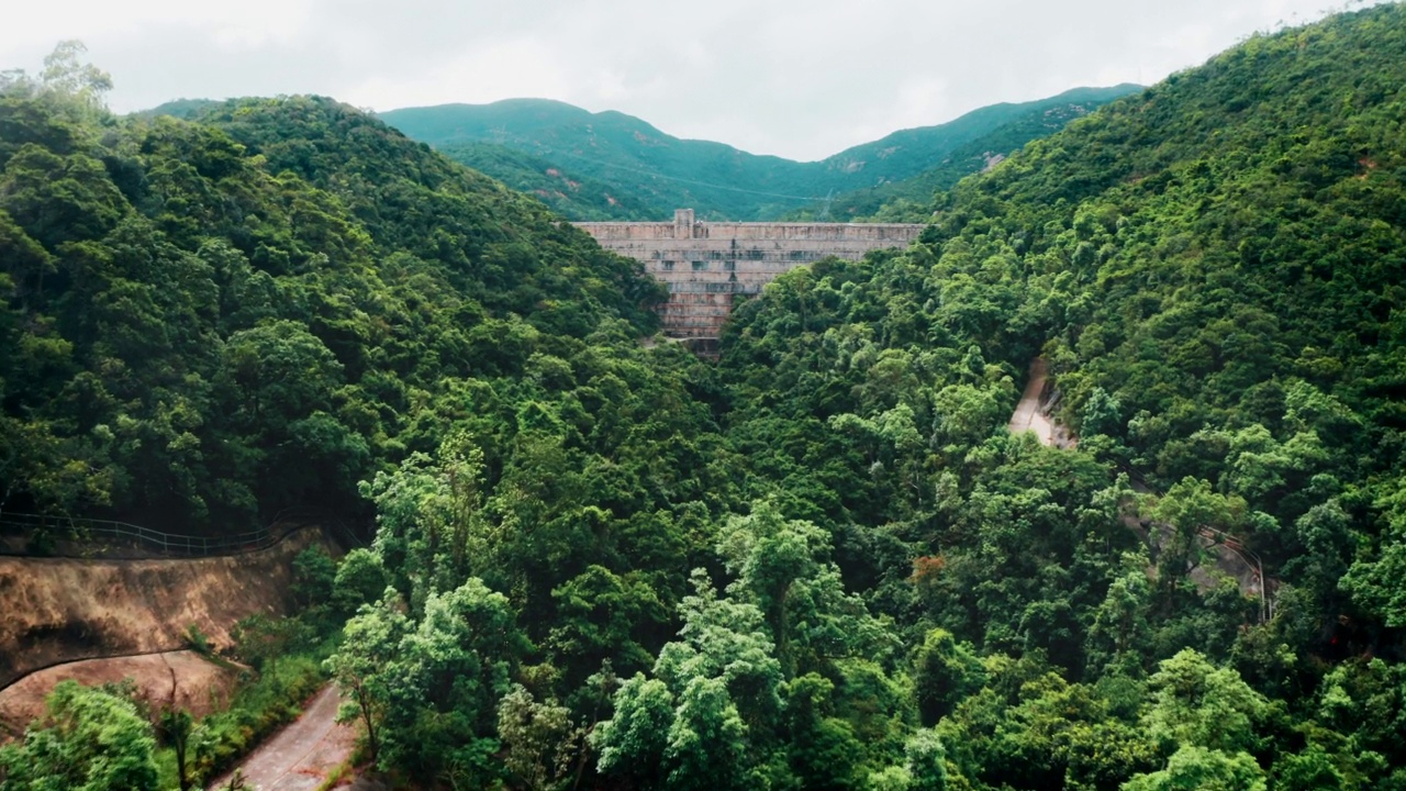 无人机拍摄的香港大潭水塘视频素材