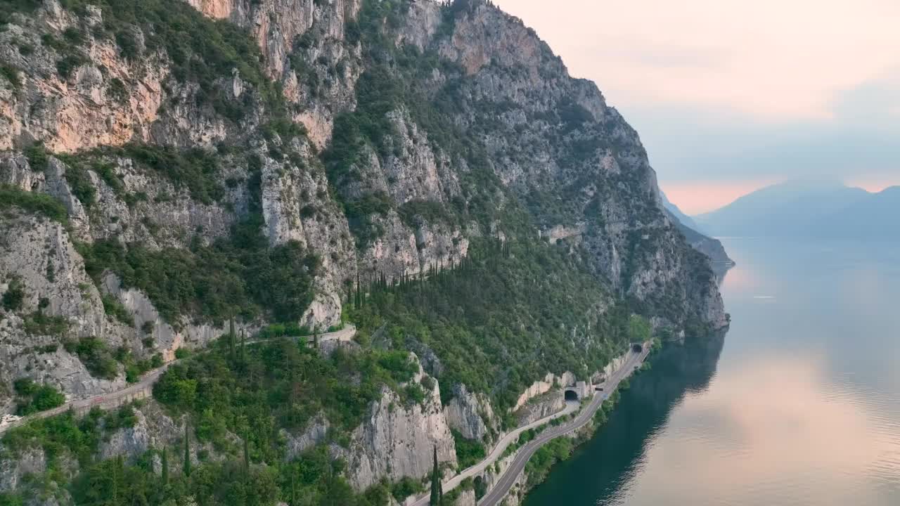 意大利加尔达湖附近的福拉街视频素材