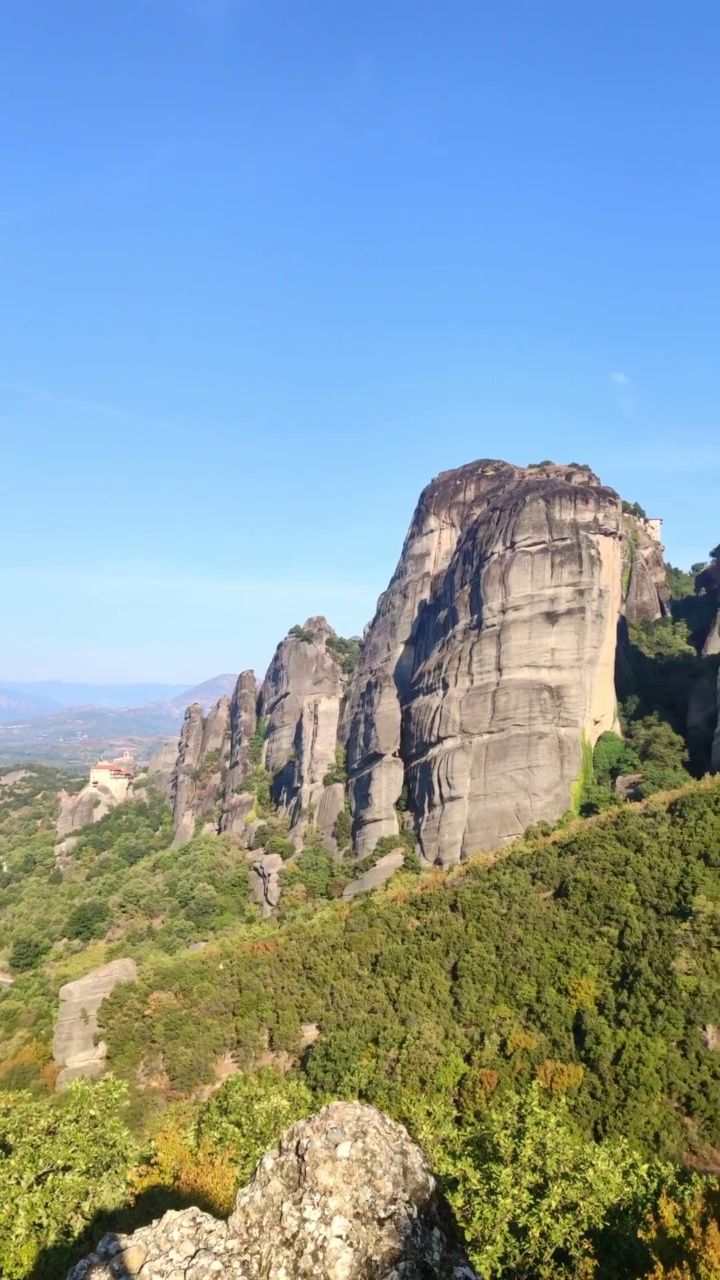 汽车旅行由希腊概念色萨利山脉山脉视频素材