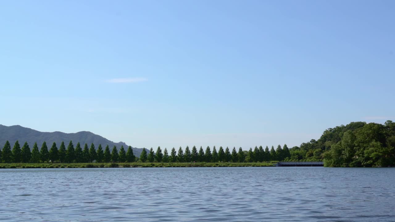 首尔大公园湖景，果川，韩国视频素材