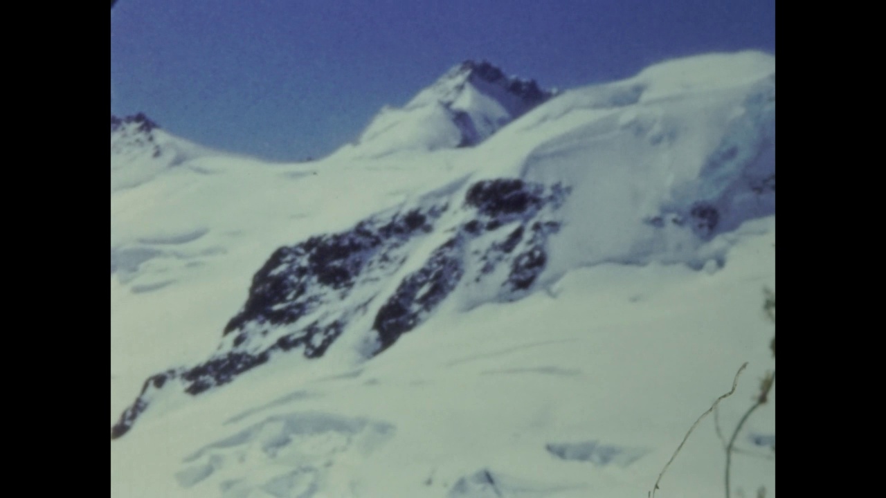 1960年，意大利白云石雪峰视频素材