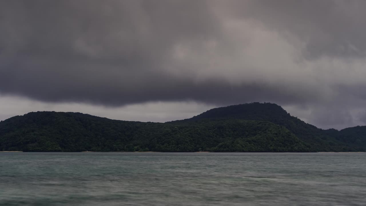 时间流逝4k海船山云天视频素材