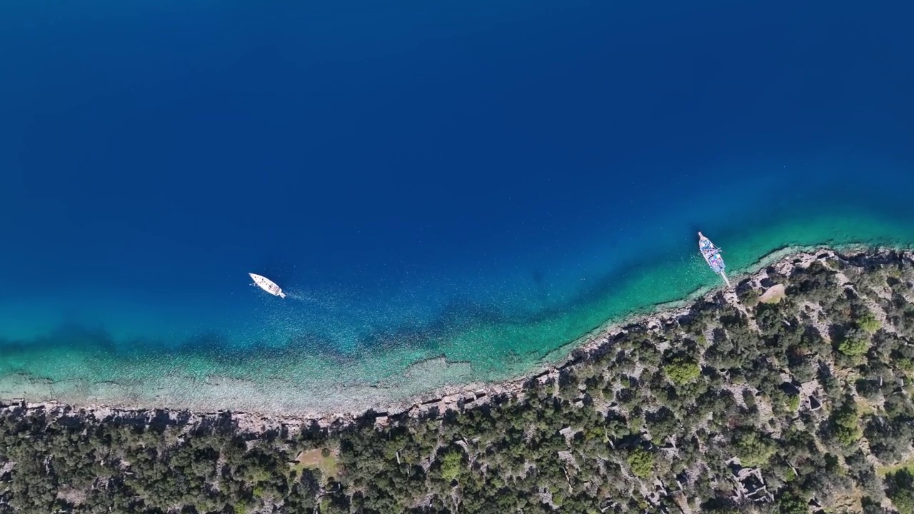 Gemiler岛无人机视频，爱琴海Fethiye，土耳其Mugla视频素材