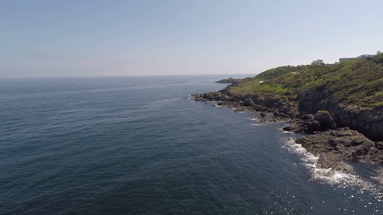 空中蓝色海岸视频素材