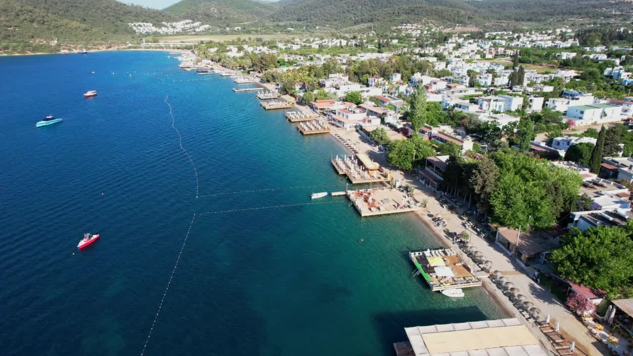 鸟瞰图Türkbükü海湾在Bodrum土耳其视频素材