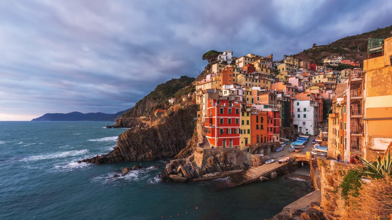 Riomaggiore，意大利，在五渔村海岸地区视频素材